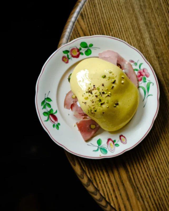 Breakfast at Benedict Bistro in Minsk