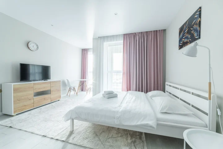 Short-term studio apartment at 19 Igorya Luchenka Str., Minsk