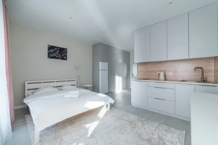 Short-term studio apartment at 19 Igorya Luchenka Str., Minsk