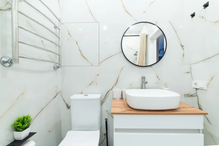 Short-term studio apartment at 28 Igorya Luchenka Str., Minsk