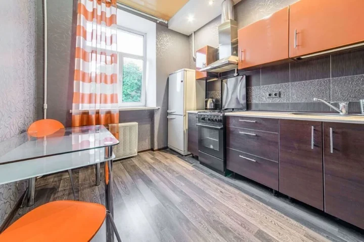 Short-term 1-bedroom apartment at 36 Karla Marksa Str., Minsk