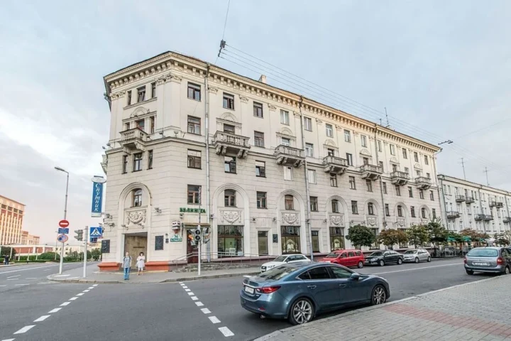 Short-term 1-bedroom apartment at 36 Karla Marksa Str., Minsk