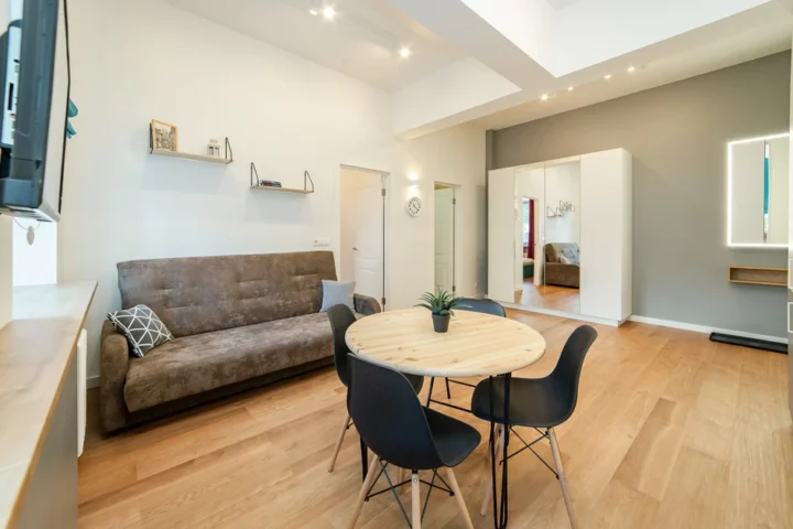 Short-term 2-bedroom apartment at 23 Kirova Str., Minsk