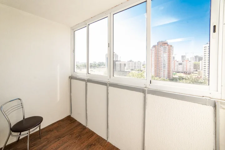 Интерьер квартиры-студии на сутки по адресу: Минск, ул. Левкова, 45