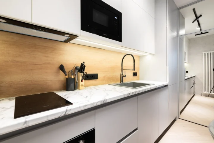 Интерьер квартиры-студии на сутки по адресу: Минск, ул. Михаила Савицкого, 37