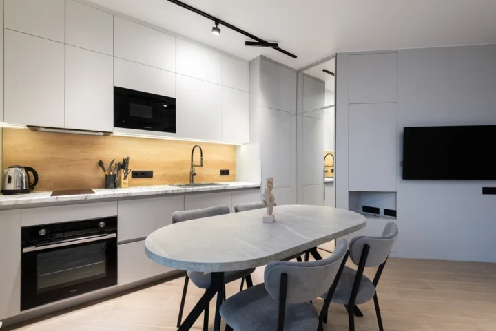 Интерьер квартиры-студии на сутки по адресу: Минск, ул. Михаила Савицкого, 37