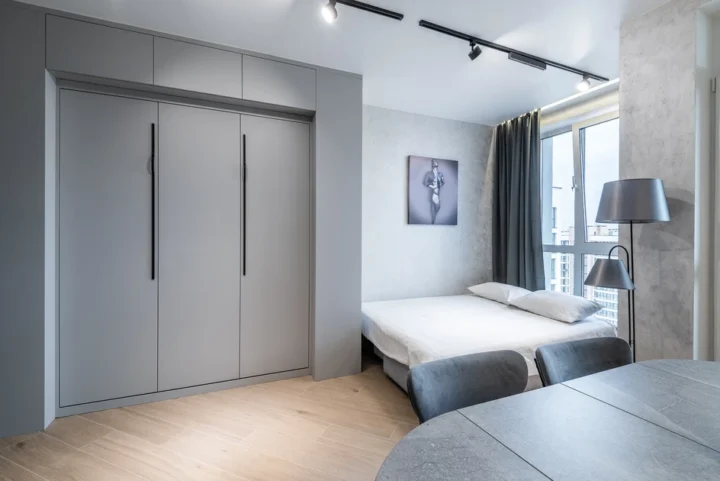 Интерьер квартиры-студии на сутки по адресу: Минск, ул. Михаила Савицкого, 37