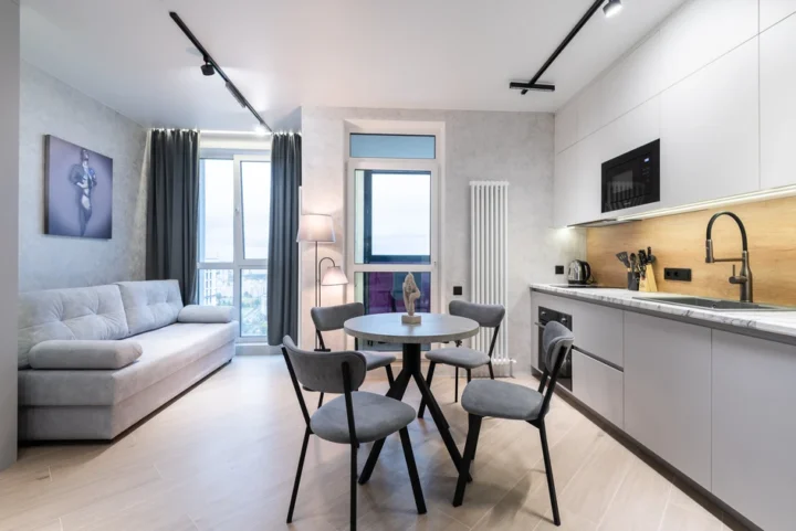 Интерьер квартиры-студии на сутки по адресу: Минск, ул. Михаила Савицкого, 37