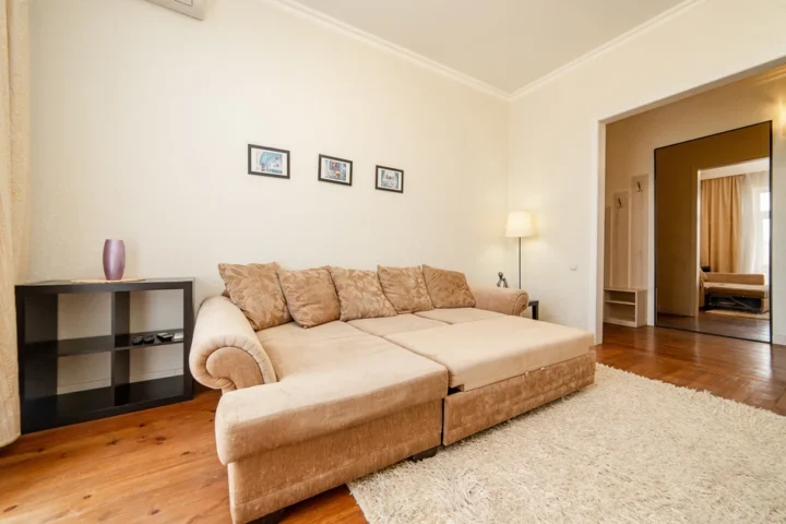 Short-term 2-bedroom apartment at 91 Nezavisimosti Ave., Minsk