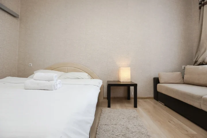 Short-term 2-bedroom apartment at 52 Nezavisimosti Ave., Minsk