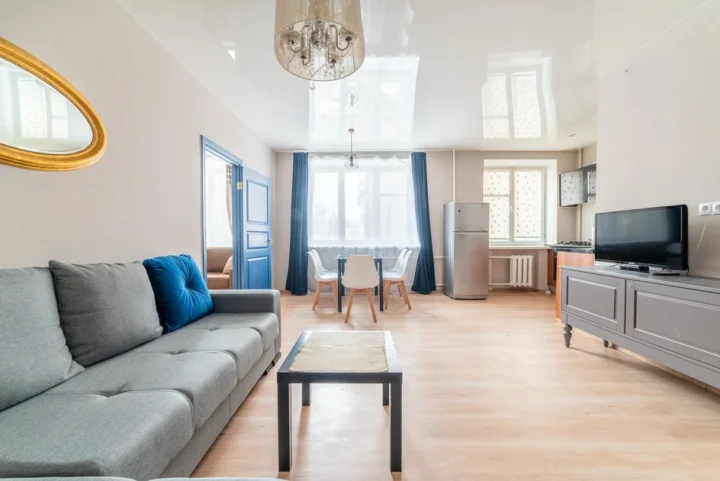 Short-term 2-bedroom apartment at 52 Nezavisimosti Ave., Minsk