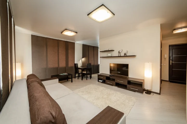 Интерьер квартиры-студии на сутки по адресу: Минск, ул. Пугачевская, 7