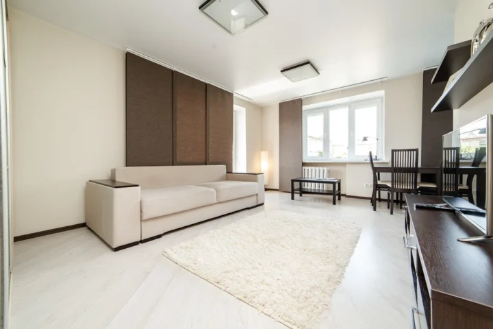 Интерьер квартиры-студии на сутки по адресу: Минск, ул. Пугачевская, 7