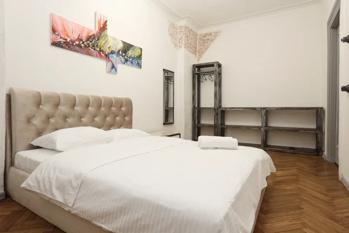 Интерьер 2-комнатной квартиры на сутки по адресу: Минск, ул. Свердлова, 22