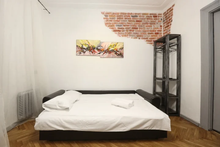 Интерьер 2-комнатной квартиры на сутки по адресу: Минск, ул. Свердлова, 22