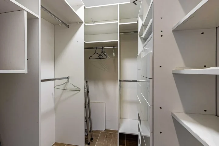 Интерьер 1-комнатной квартиры на сутки по адресу: Минск, ул. Тимирязева, 10