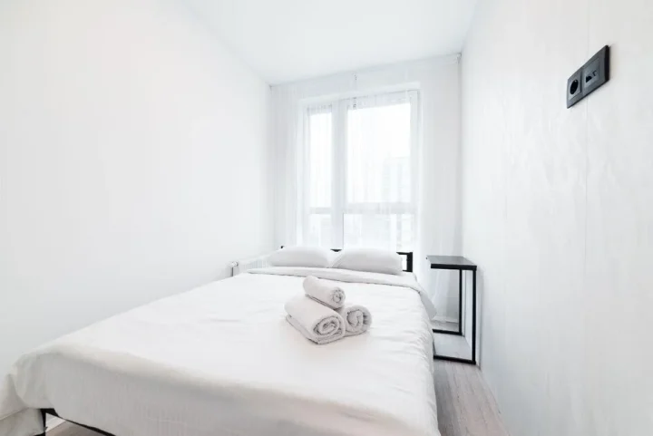 Short-term studio apartment at 11 Bratskaya Str., Minsk