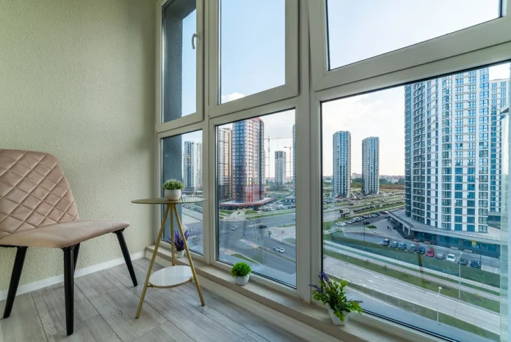 Интерьер квартиры-студии на сутки по адресу: Минск, ул. Игоря Лученка, 25