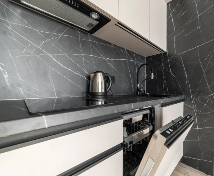 Short-term studio apartment at 20 Nikoly Tesly Str., Minsk